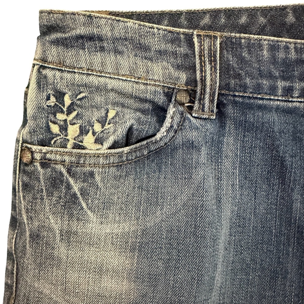Y2K Blanc White House Black Market blue embroidered capri jeans Size 4 - Picture 4 of 7